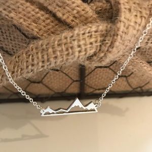 LAST ONE 🎉 Snow Mountain Necklace 😍🏔